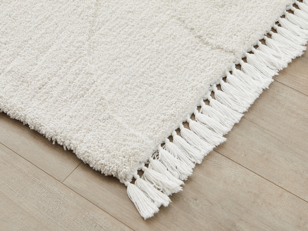 Kaya Flat-weaved Fringed Rug