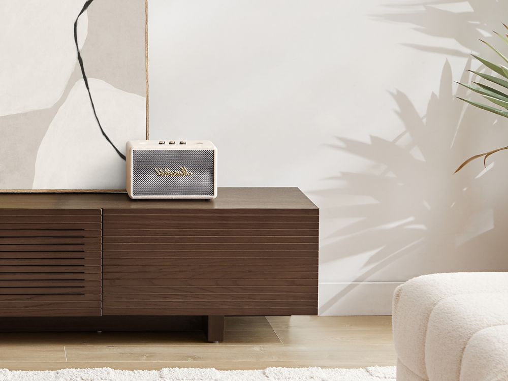 Lucia TV Unit