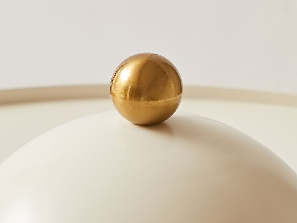 Titan Sculptural Floor Lamp